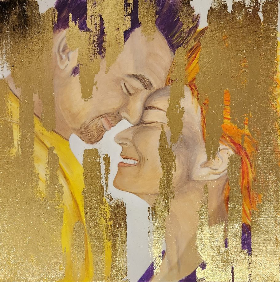 Eternal Accord Liebespaar umarmt sich, mit goldenen und bunten Farbtönen im Hintergrund.